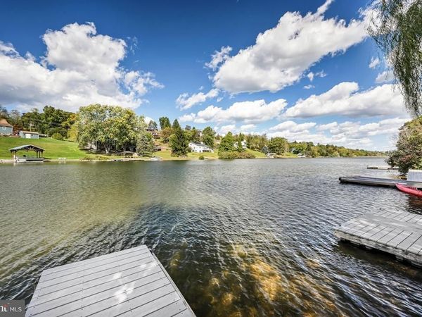 452 WYNONAH DRIVE , AUBURN, PA 17922