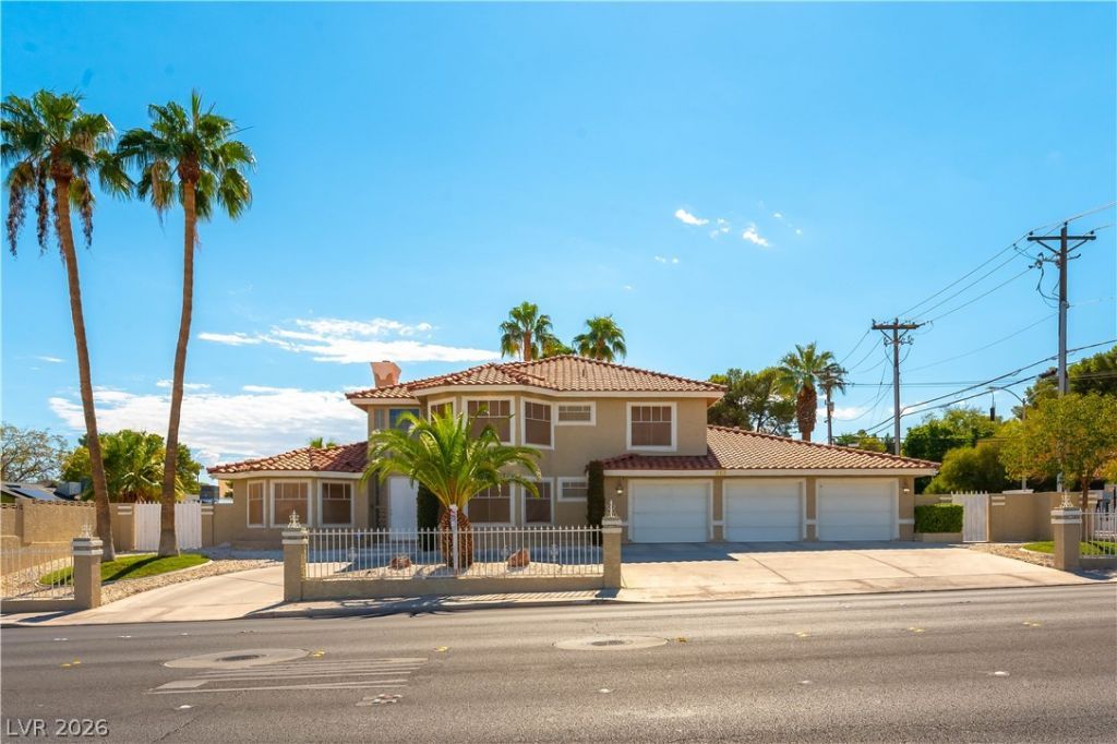 3013 W Oakey Boulevard, Las Vegas, NV 89102