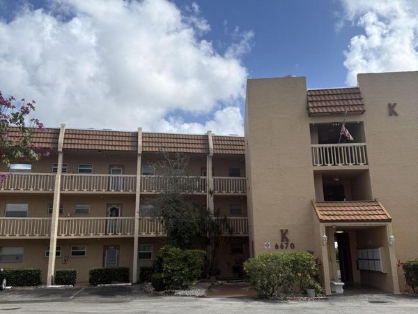 6670 ROYAL PALM Boulevard, Unit 205K, Margate, FL 33063