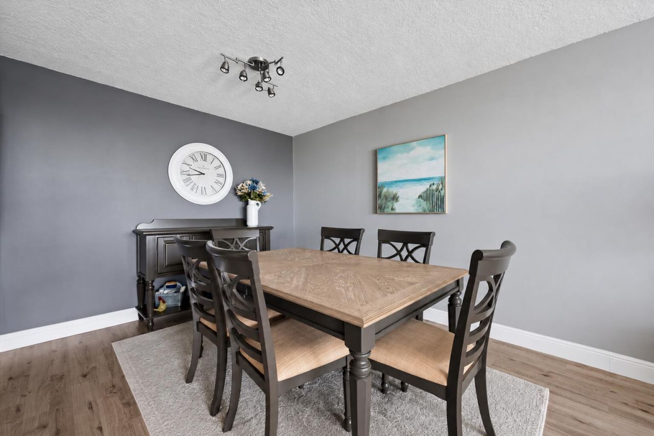 630 Ocean Drive, Unit 407, Juno Beach, FL 33408 Photo