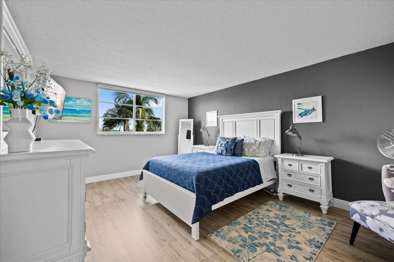 630 Ocean Drive, Unit 407, Juno Beach, FL 33408 Photo