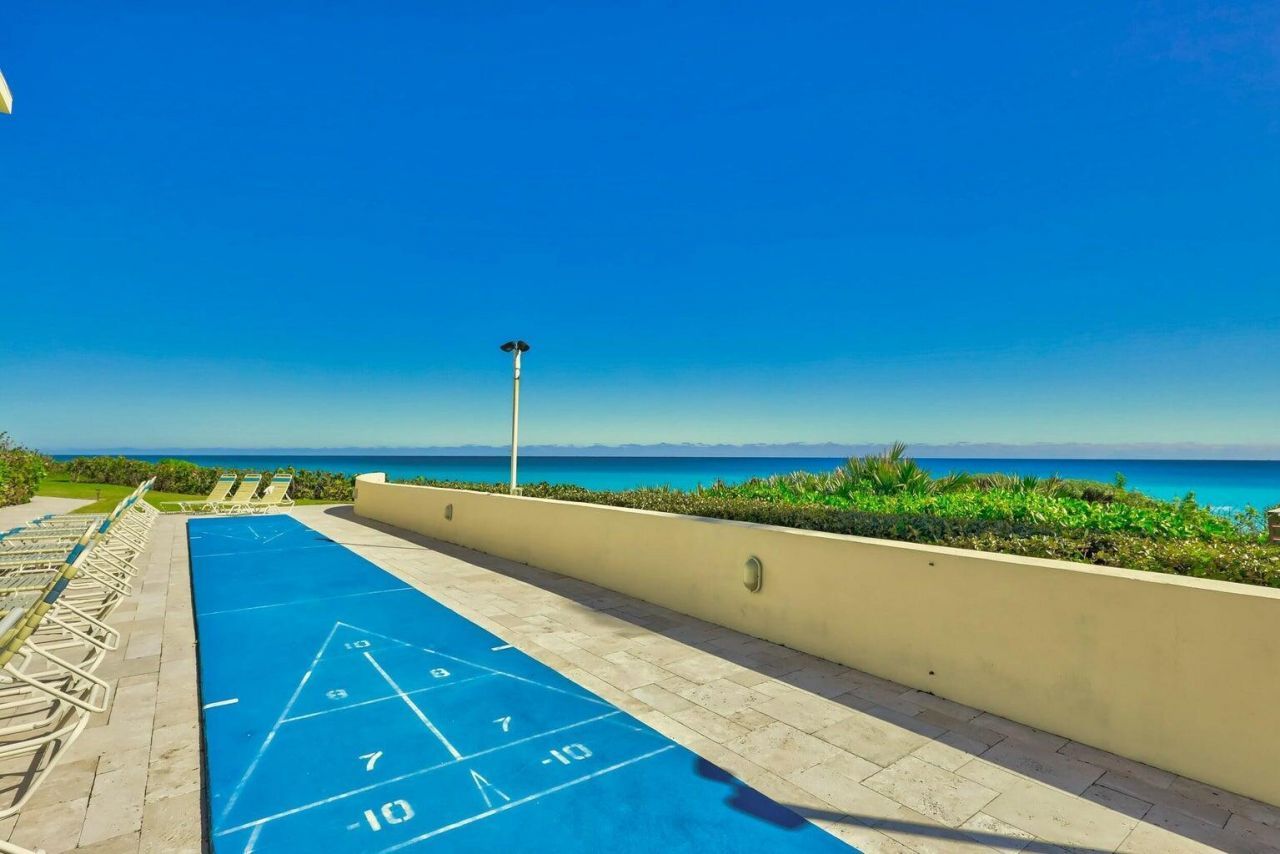 630 Ocean Drive, Unit 407, Juno Beach, FL 33408 Photo