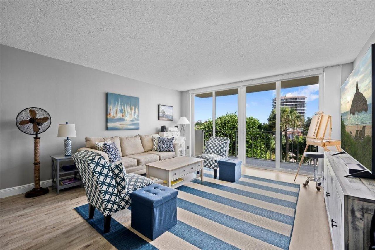 630 Ocean Drive, Unit 407, Juno Beach, FL 33408 Photo