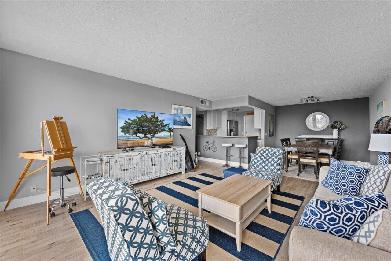 630 Ocean Drive, Unit 407, Juno Beach, FL 33408 Photo