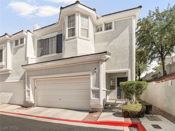 272 Fortifying Crest Court , Henderson, NV 89052