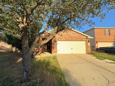 10009 Iron Ridge Drive, Fort Worth, TX 76140