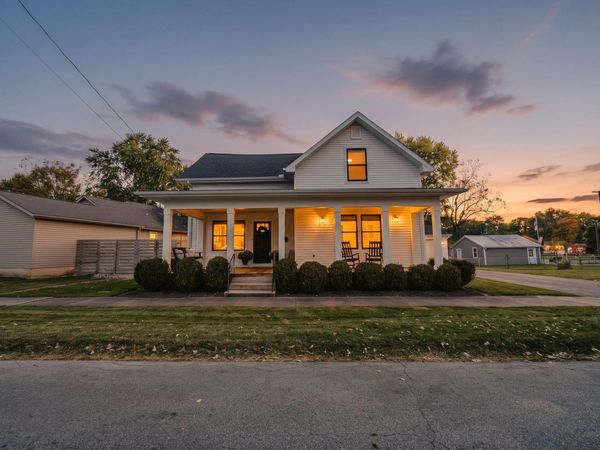 333 S Chillicothe Street , Plain City, OH 43064