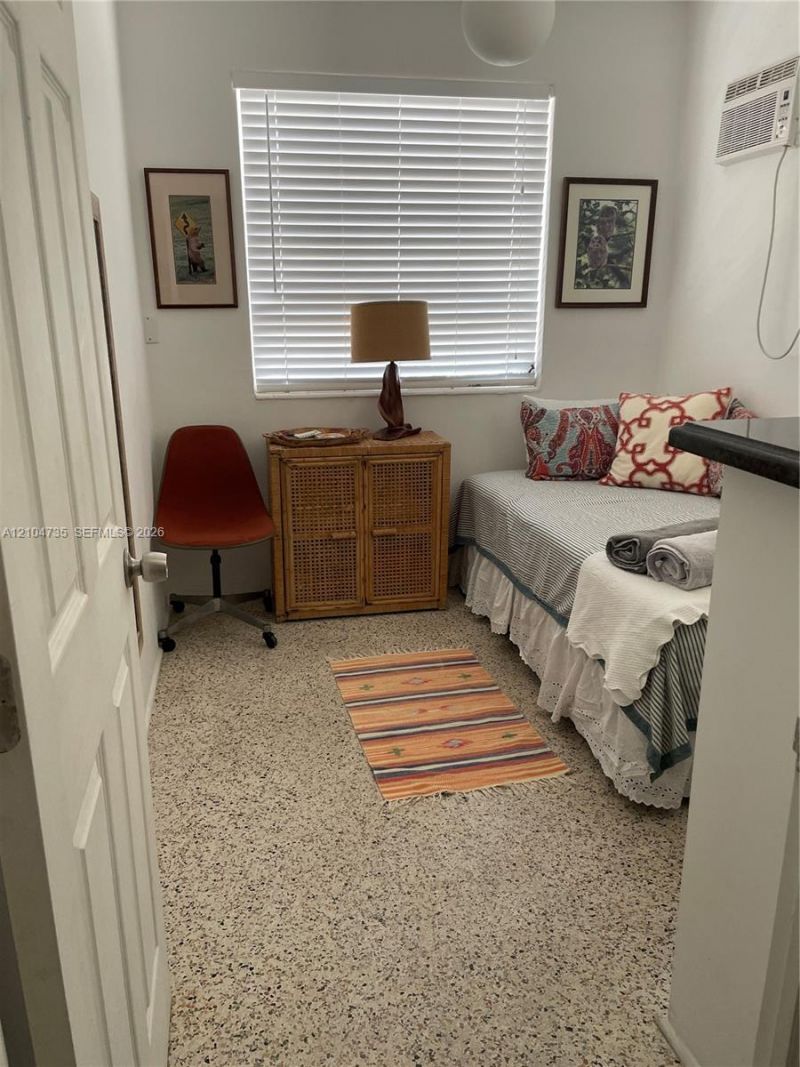 1635 SW 6th St , Unit 3, Miami, FL 33135 Photo