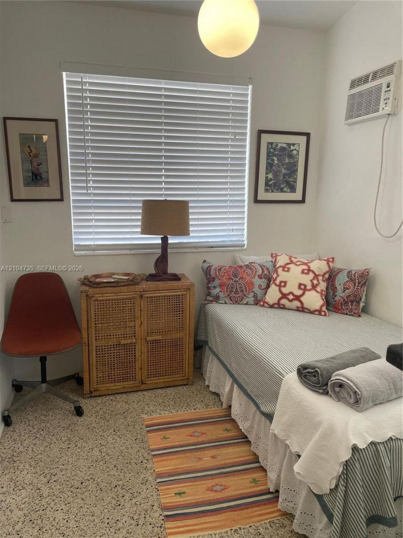 1635 SW 6th St , Unit 3, Miami, FL 33135 Photo