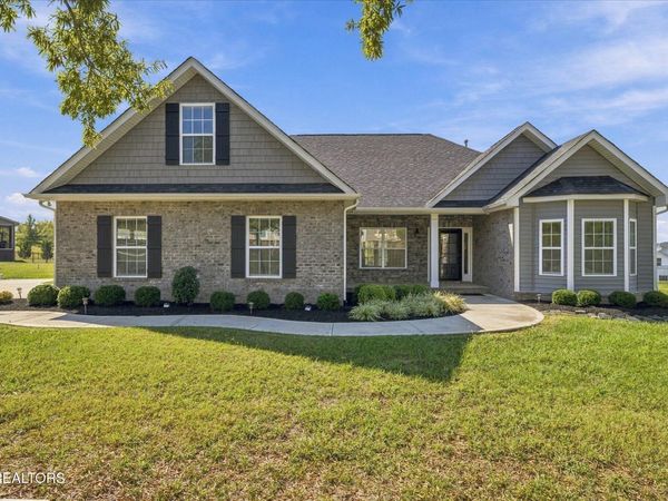 605 Broadberry Ave, Oak Ridge, TN 37830