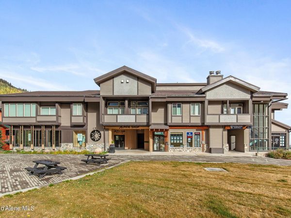 166 Village LN , Unit # 307, Sandpoint, ID 83864