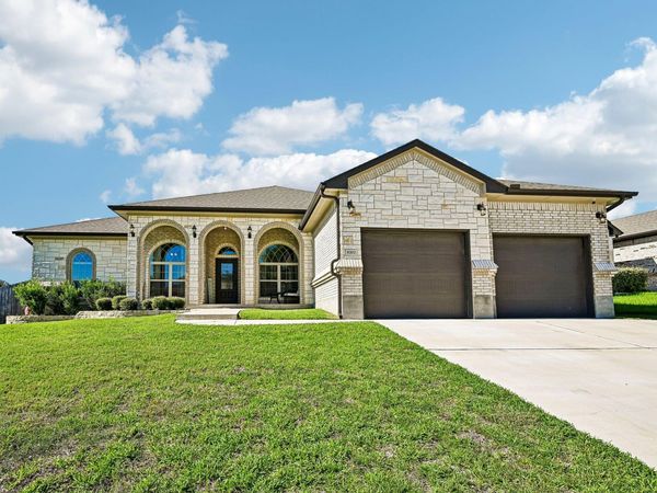 8302 Ginny LN, Killeen, TX 76542