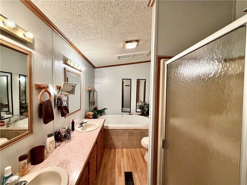 2650 Lake Breeze Drive, Madison, OH 44057 Photo 11