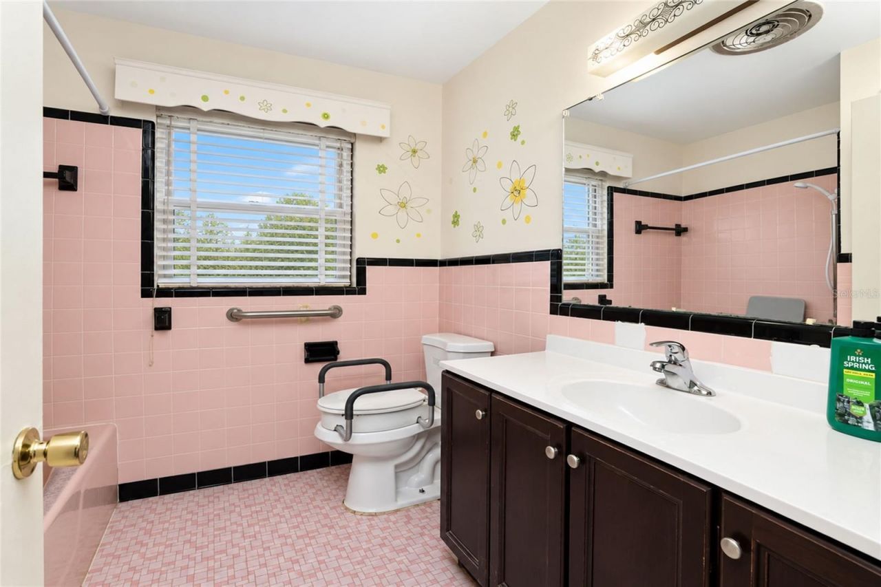 24438 And 24450 Harborview Road , Port Charlotte, FL 33980 Photo