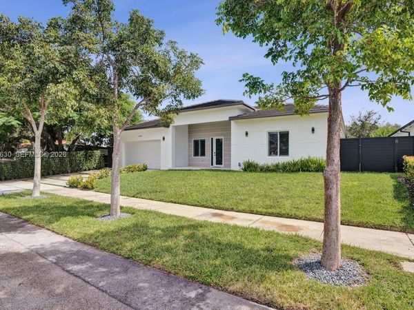 21329 Ingraham Ave Rd, Cutler Bay, FL 33189