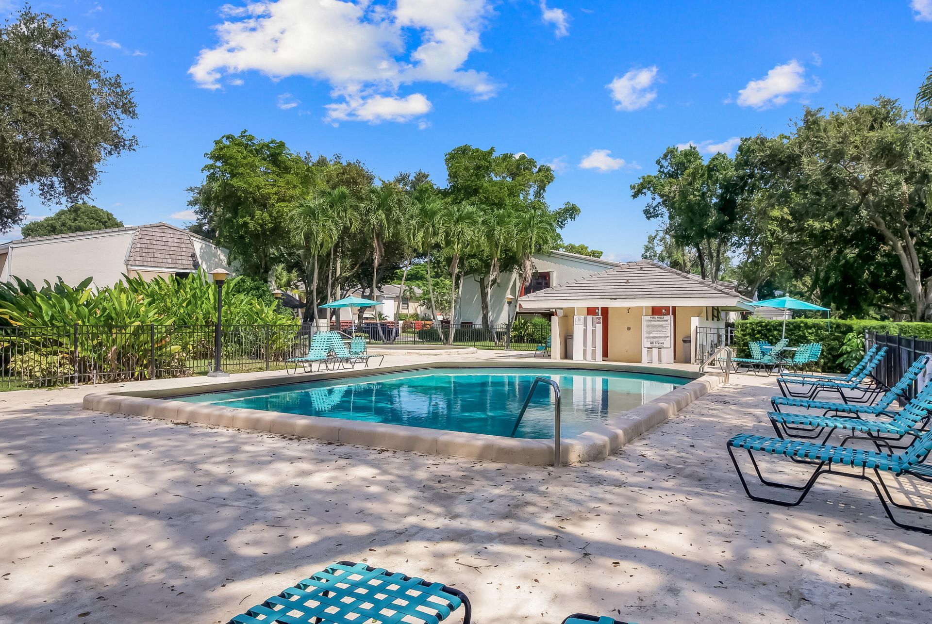 3015 Oaktree Lane, Unit 277, Hollywood, FL 33021 Photo
