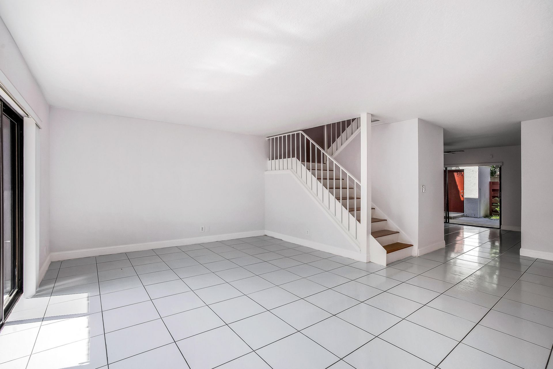 3015 Oaktree Lane, Unit 277, Hollywood, FL 33021 Photo