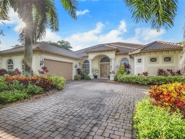 7874 Players ST , NAPLES, FL 34113