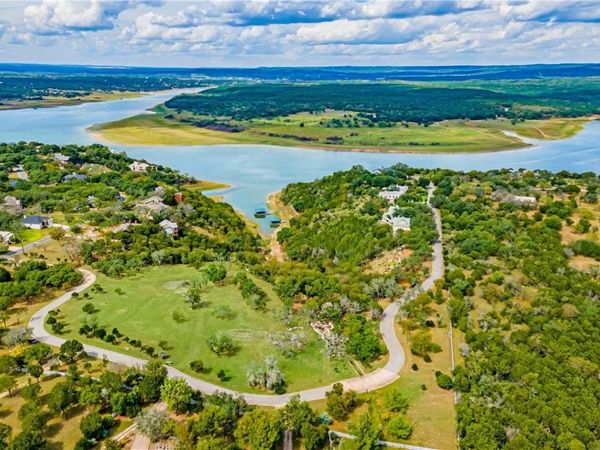 100 & 200 CONTRAILS WAY, Spicewood, TX 78669