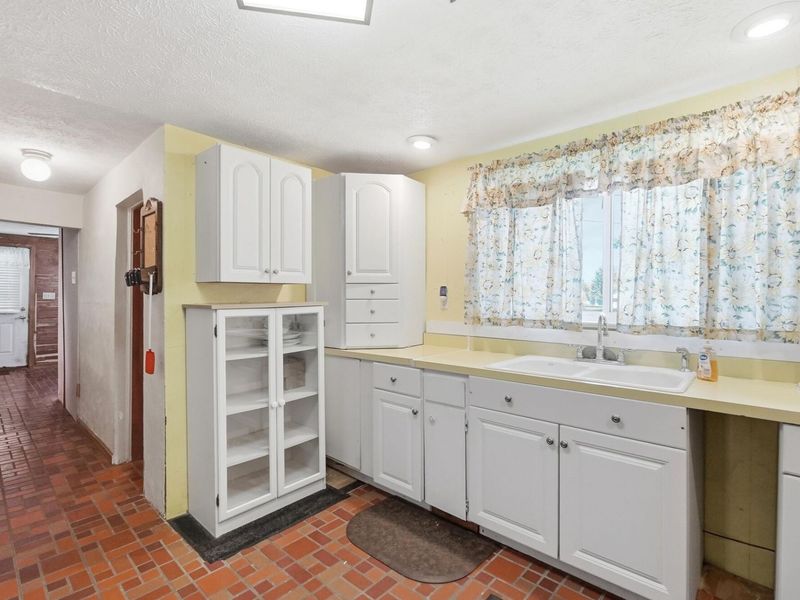 7570 Troy Road, Springfield, OH 45502 Photo 19