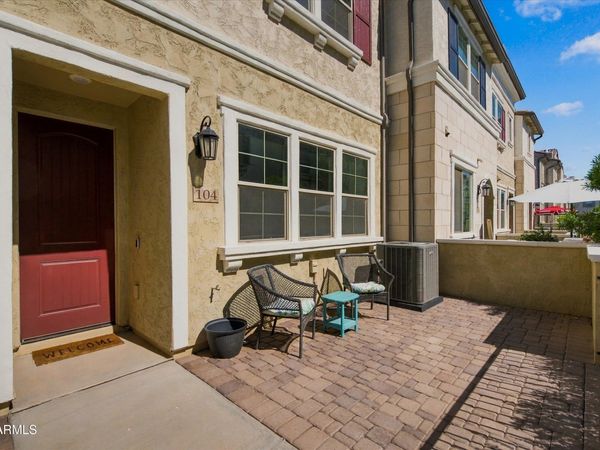1821 E BERNIE Lane, Unit 104, Gilbert, AZ 85295