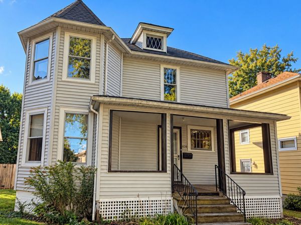 838 Hickory Street, Waukegan, IL 60085