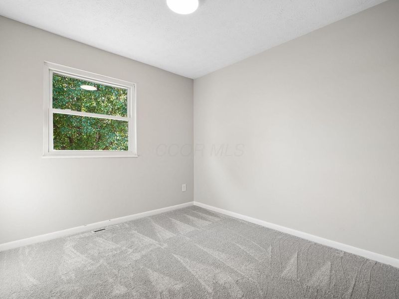 3186 Valleywood Drive, Columbus, OH 43223 Photo 19