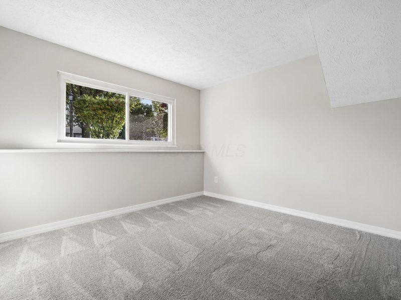 3186 Valleywood Drive, Columbus, OH 43223 Photo 28