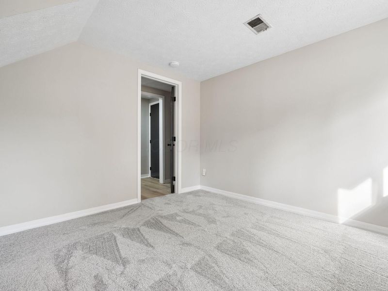 3186 Valleywood Drive, Columbus, OH 43223 Photo 29