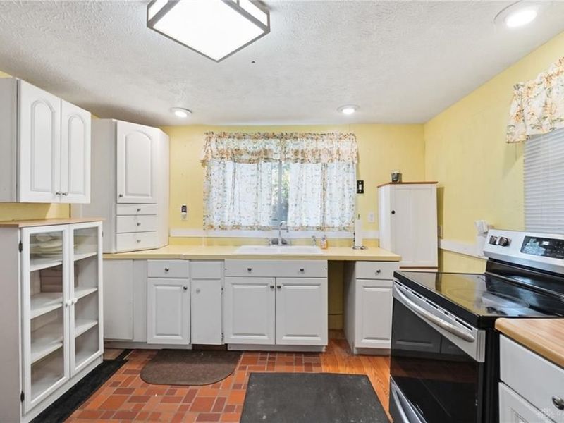 7570 Troy Road, North Hampton, OH 45502 Photo 18