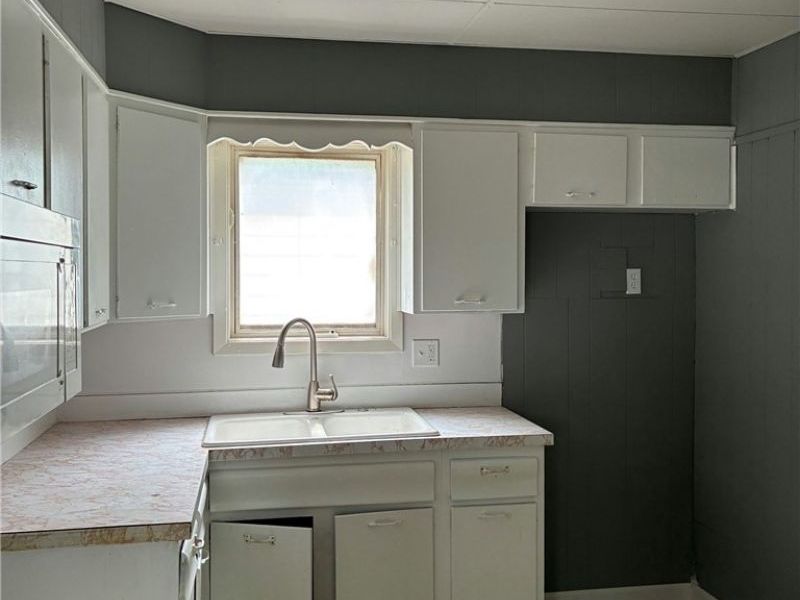 3586 E 112th Street, Cleveland, OH 44105 Photo 7