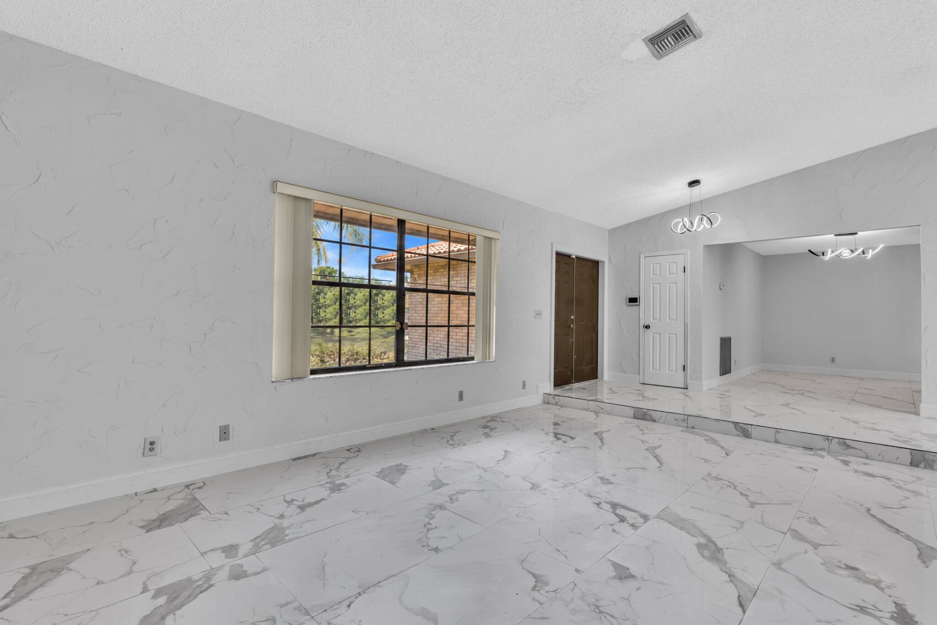 8866 NW 2nd Place, Coral Springs, FL 33071 Photo