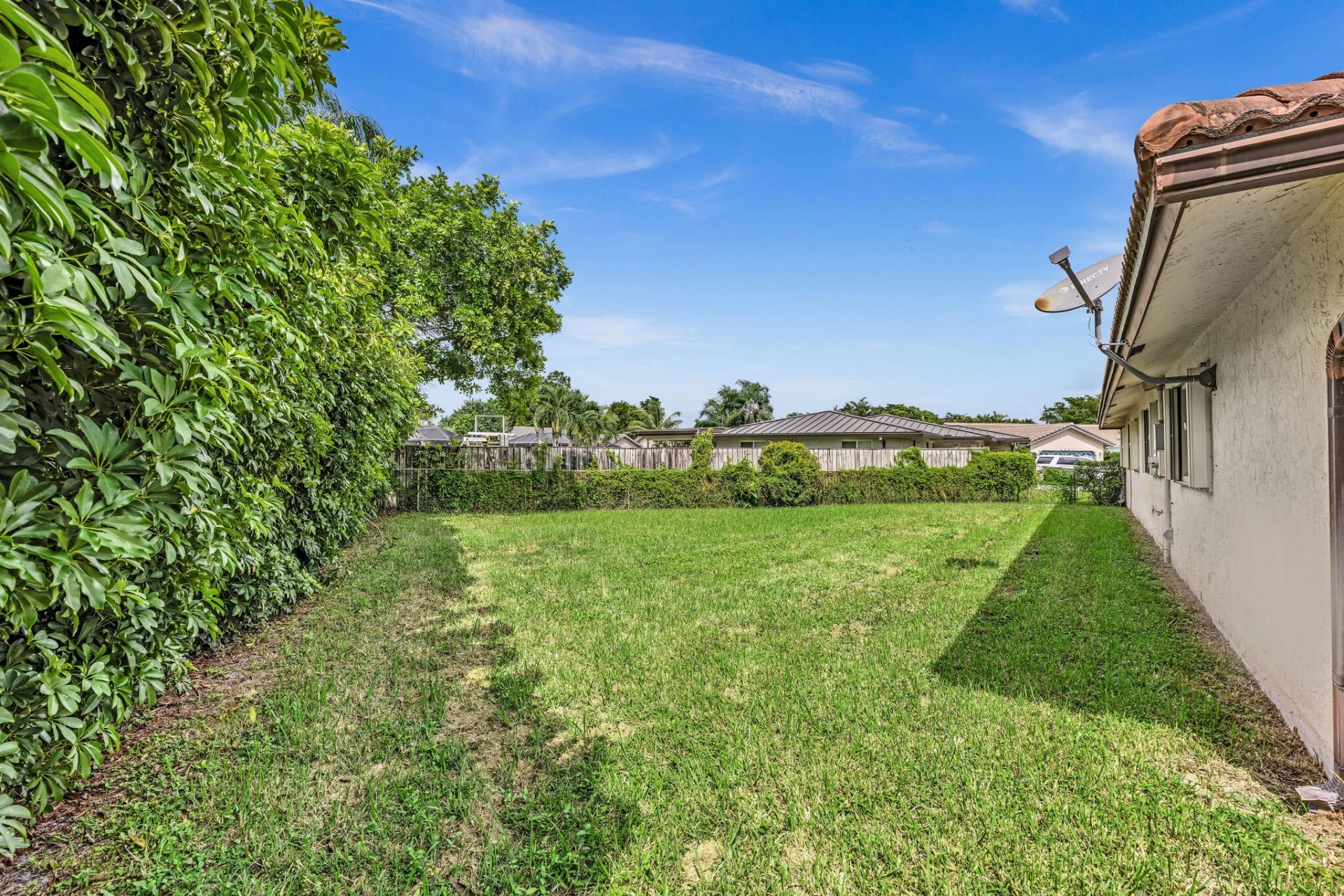 8866 NW 2nd Place, Coral Springs, FL 33071 Photo
