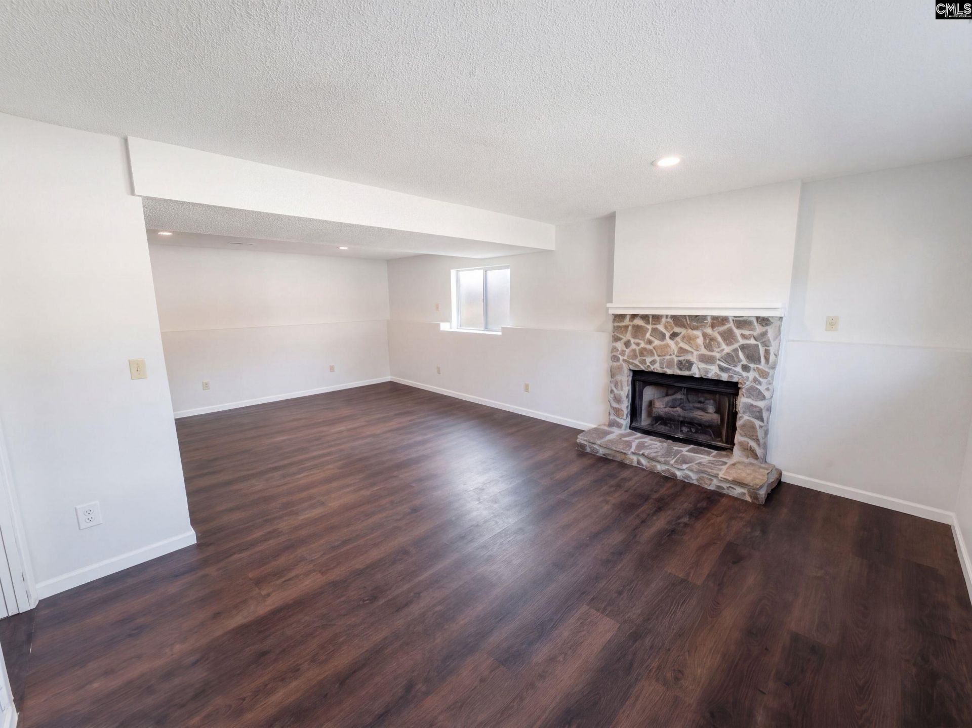 171 Cherry Grove Drive  Photo 33