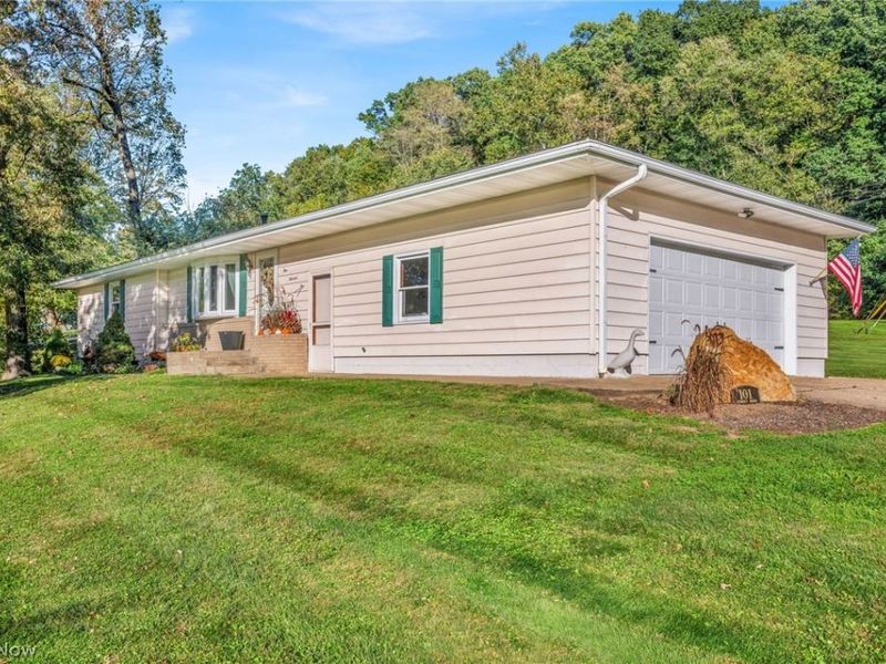 101 Starkey Drive, Newcomerstown, OH 43832 Photo 3