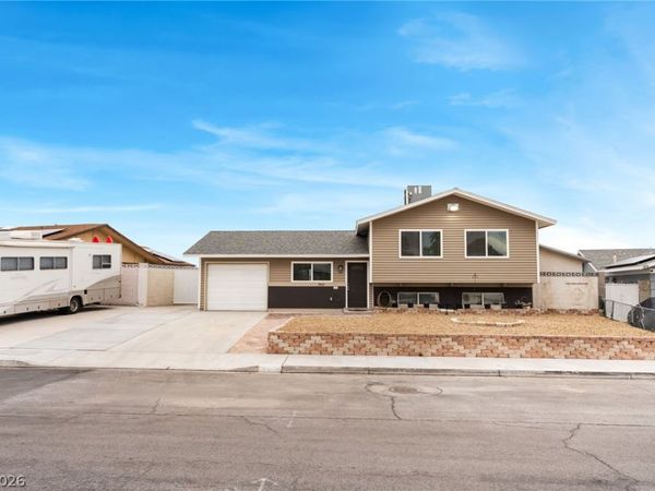 3882 Chinchilla Avenue , Las Vegas, NV 89121