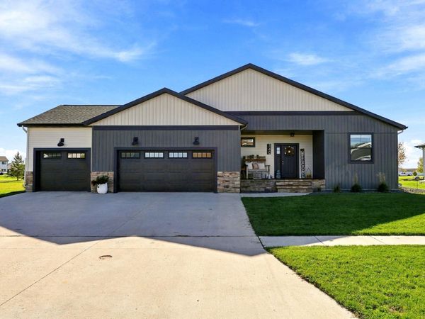 140 Annies Way, Mapleton, ND 58059