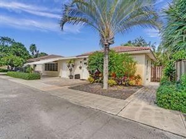 500 NE 25TH Street, Unit 2, Wilton Manors, FL 33305