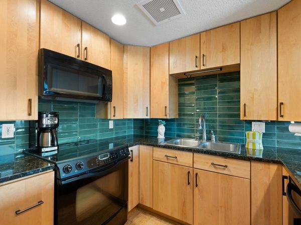 312 S 16th Street, Unit 1005, Omaha, NE 68102