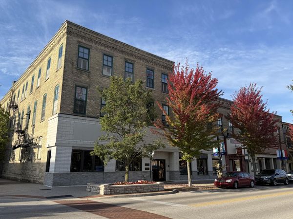 9 S 3rd Street, Unit 301, Grand Haven, MI 49417