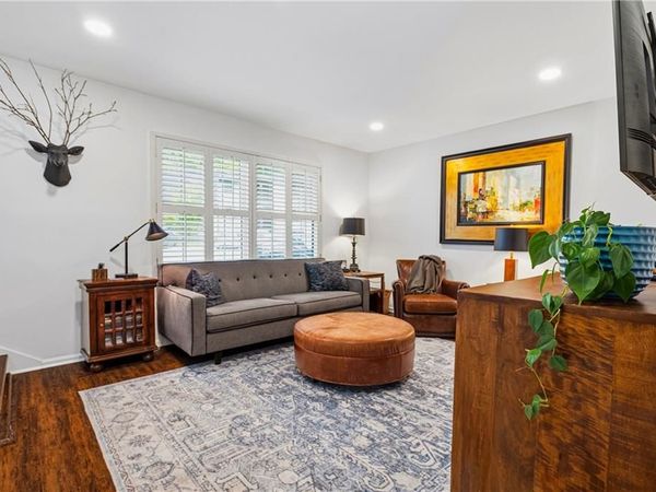 68 Monet Court NW, Atlanta, GA 30327
