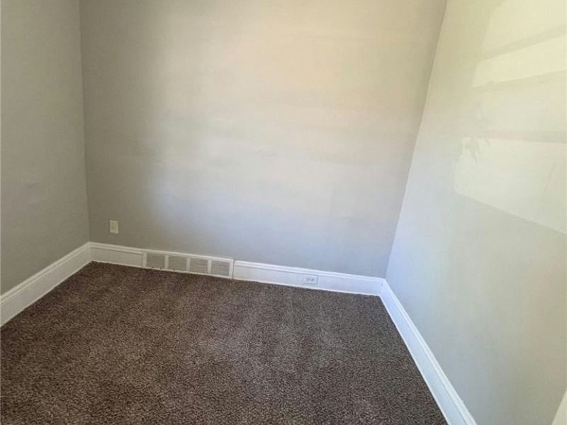 934 Alhambra Road, Cleveland, OH 44110 Photo 7