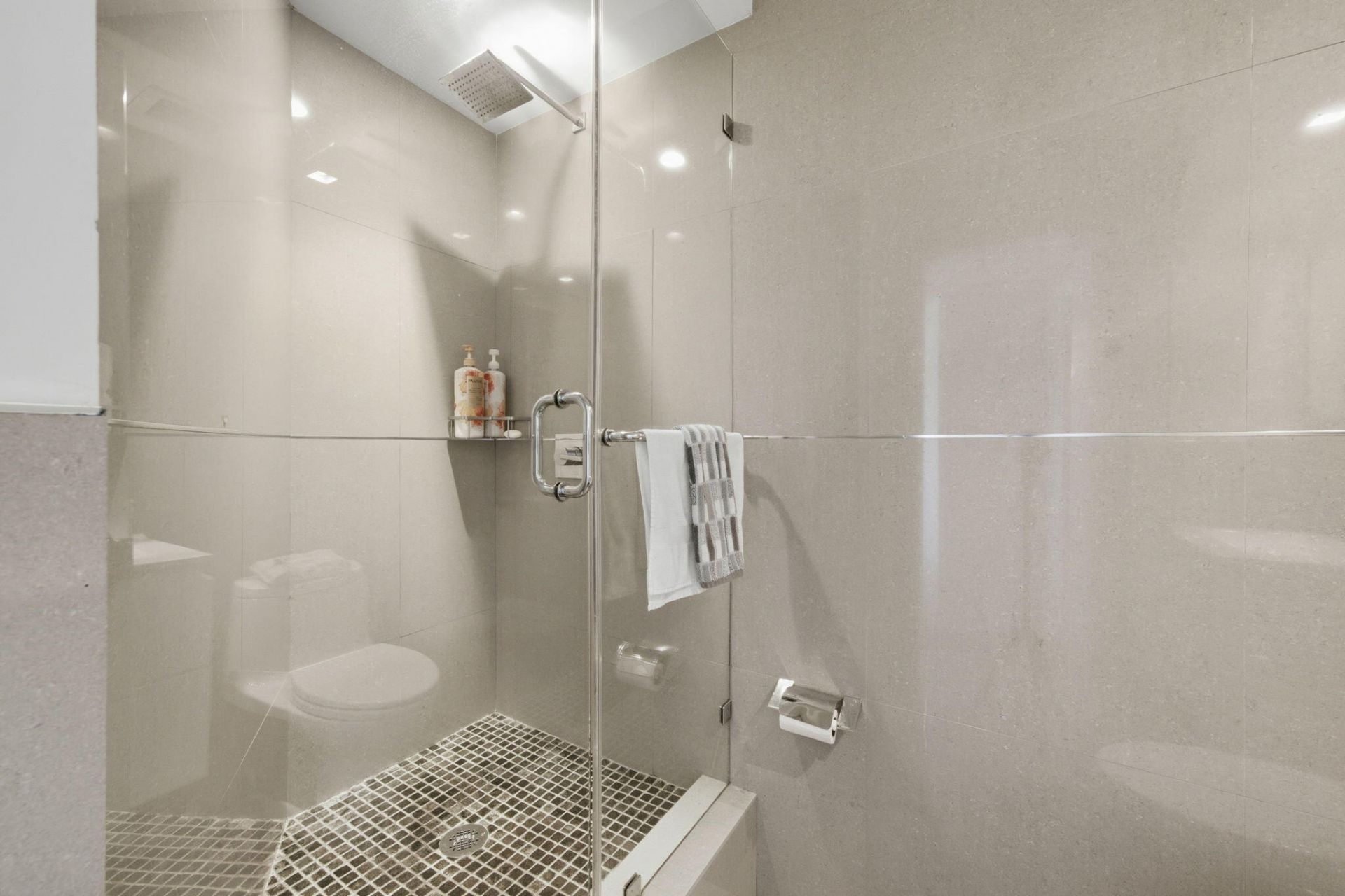 3180 S Ocean Drive, Unit 304, Hallandale Beach, FL 33009 Photo