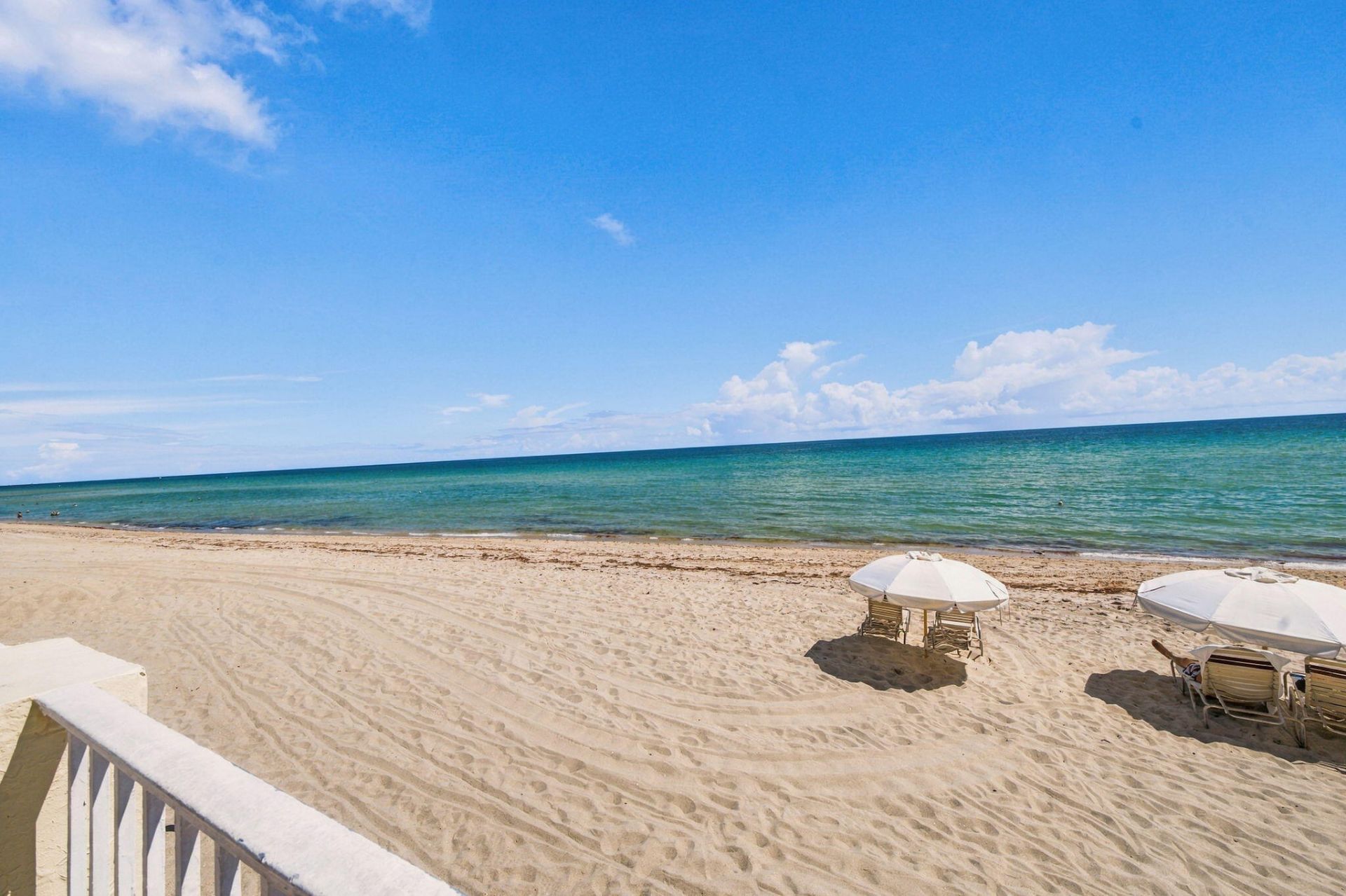 3180 S Ocean Drive, Unit 304, Hallandale Beach, FL 33009 Photo