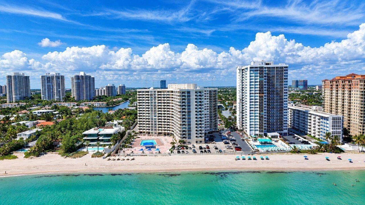 3180 S Ocean Drive, Unit 304, Hallandale Beach, FL 33009 Photo