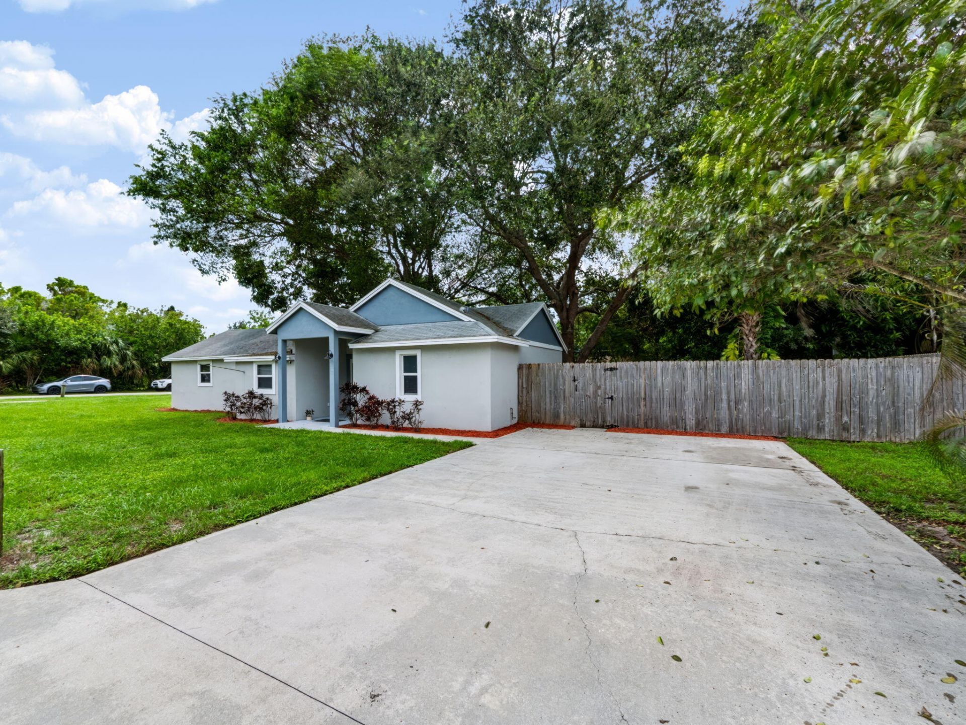 3109 SE Amherst Street, Stuart, FL 34997 Photo