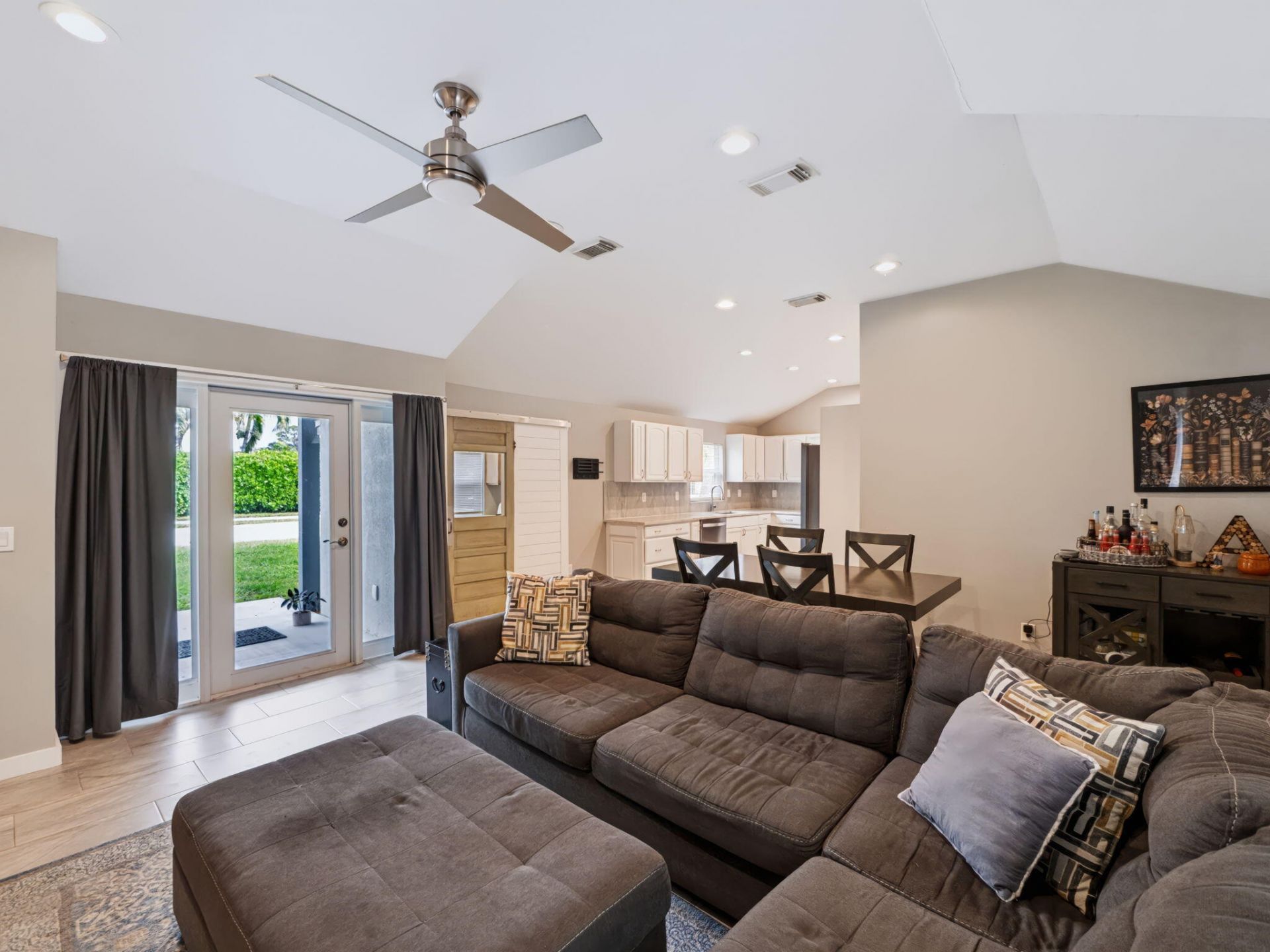3109 SE Amherst Street, Stuart, FL 34997 Photo