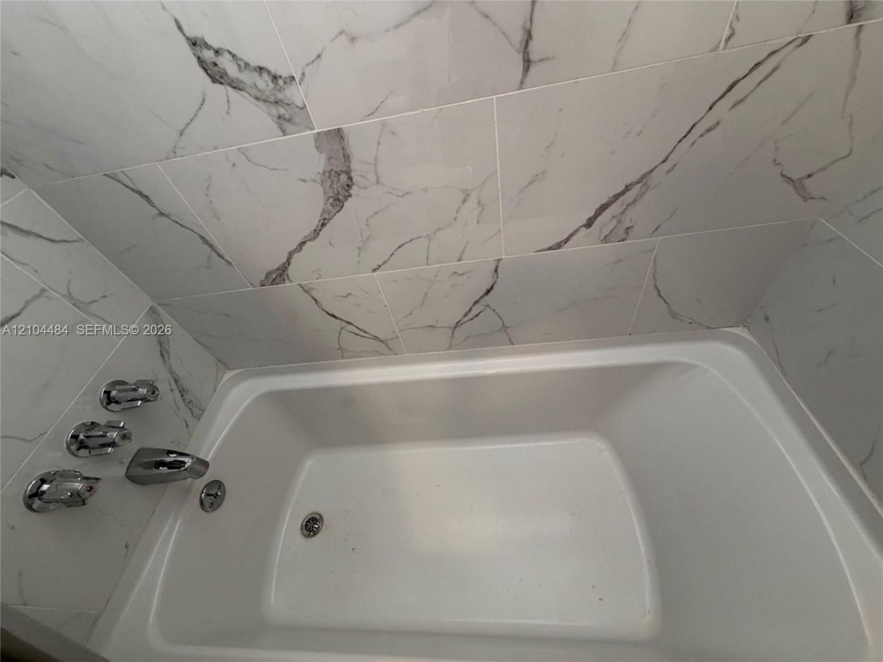 5001 W Oakland Park Blvd, Unit 305, Lauderdale Lakes, FL 33313 Photo