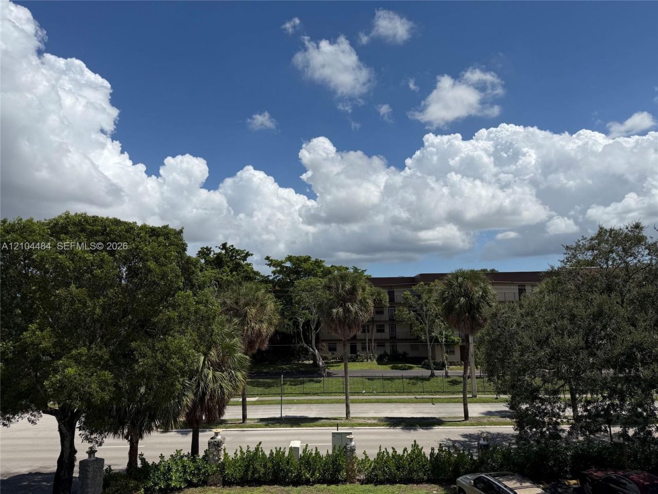 5001 W Oakland Park Blvd, Unit 305, Lauderdale Lakes, FL 33313 Photo