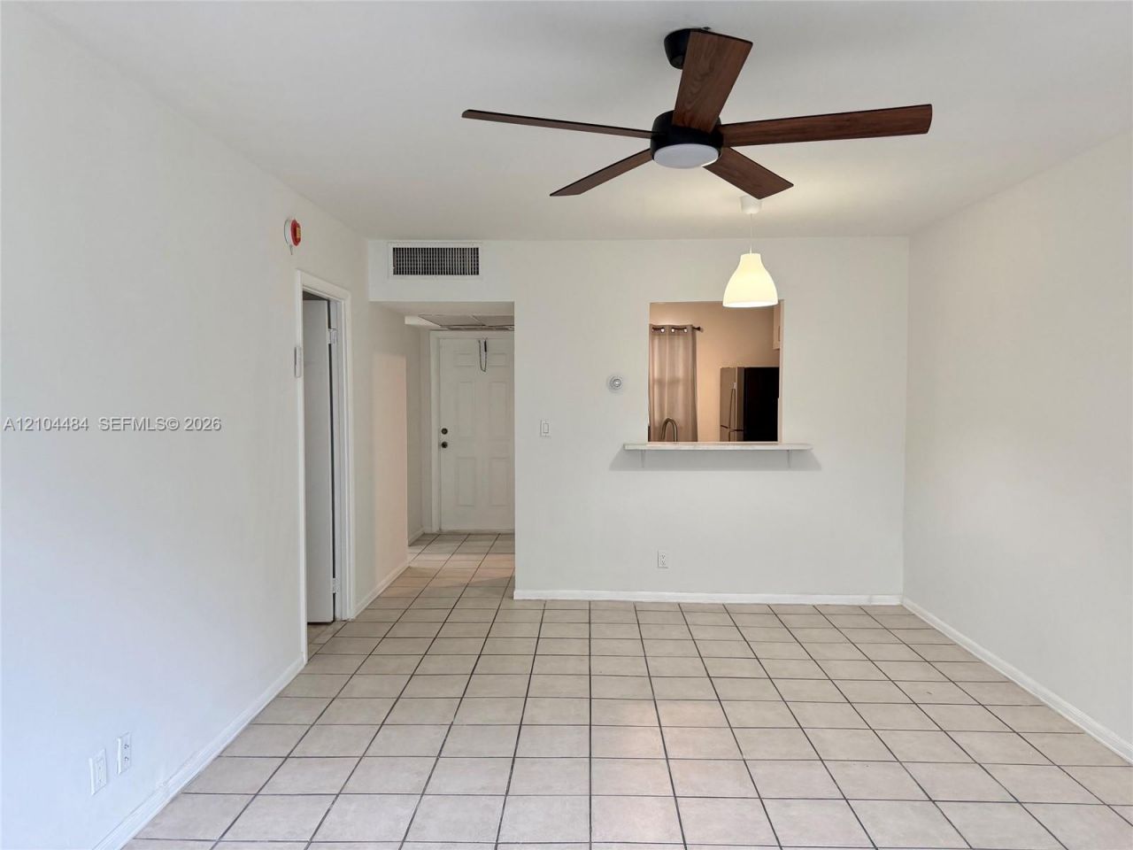 5001 W Oakland Park Blvd, Unit 305, Lauderdale Lakes, FL 33313 Photo